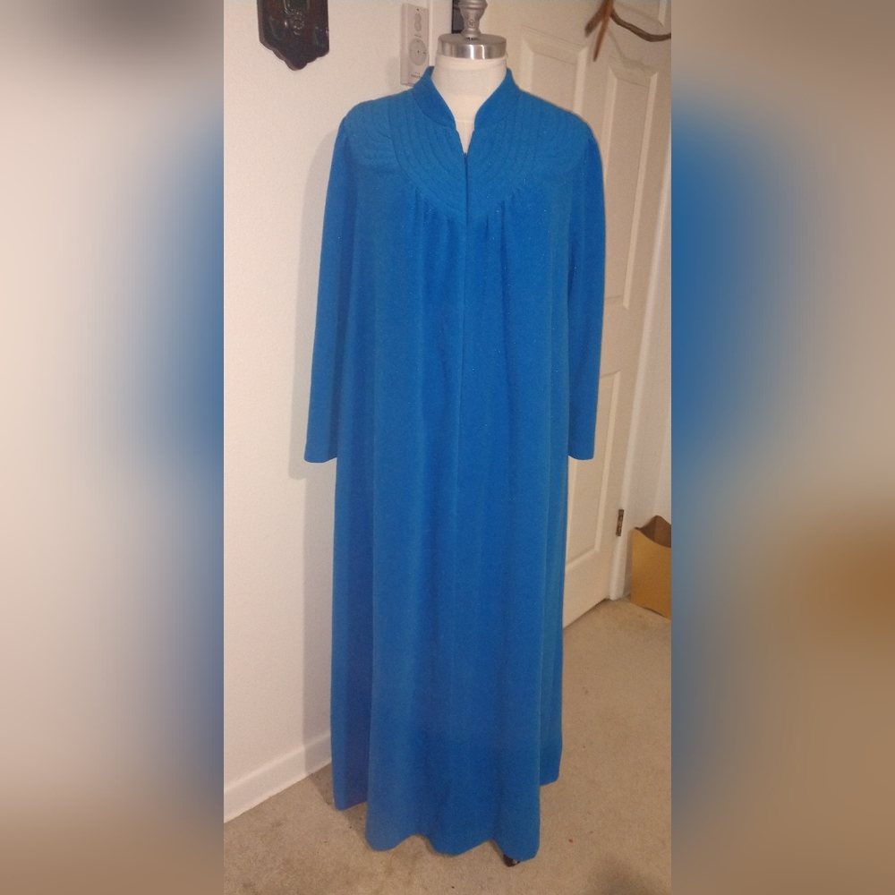 Luxurious Blue Women's Sleepwear Robe